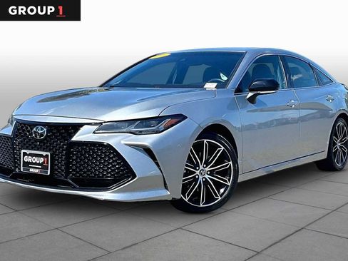 Used 2019 Toyota Avalon Touring w/ Advanced Safety Package FWD image 1