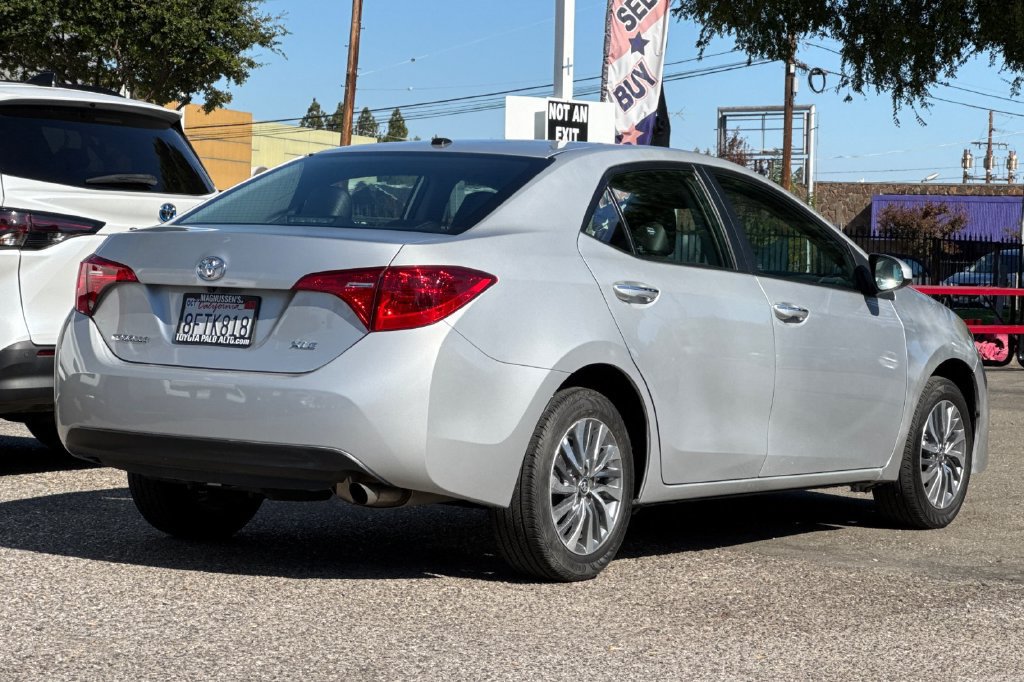 Certified 2019 Toyota Corolla XLE FWD image 3