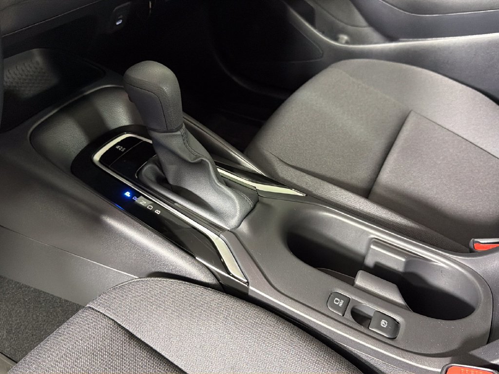 Used 2026 Toyota Corolla LE FWD image 23