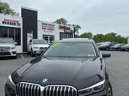 Used 2022 BMW 740i RWD image 3