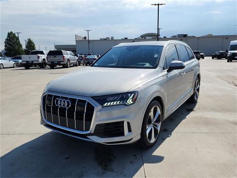 Certified 2022 Audi Q7 3.0T Prestige image 3