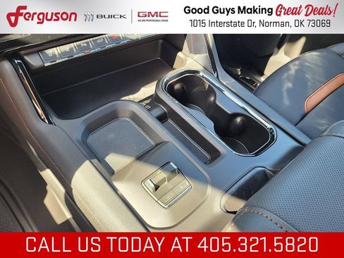 New 2026 GMC Sierra 2500 AT4 w/ AT4 Premium Plus Package AWD/4WD image 32
