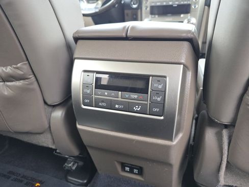 Used 2021 Lexus GX 460 Premium w/ Premium Package AWD/4WD image 29