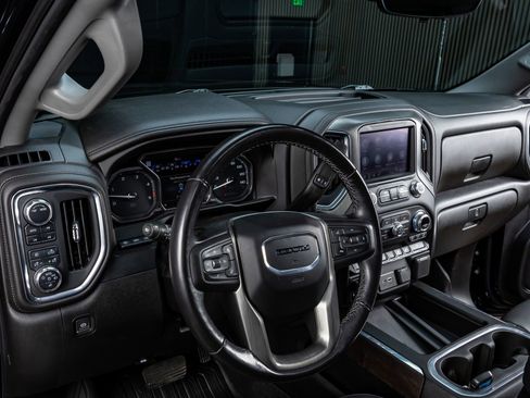 Used 2022 GMC Sierra 3500 Denali w/ Denali Ultimate Package image 17