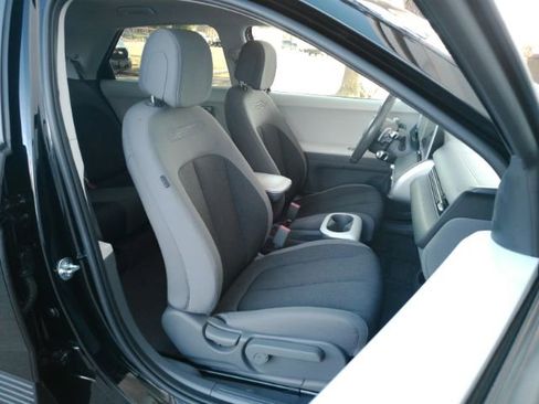 Used 2023 Hyundai Ioniq 5 SE image 22