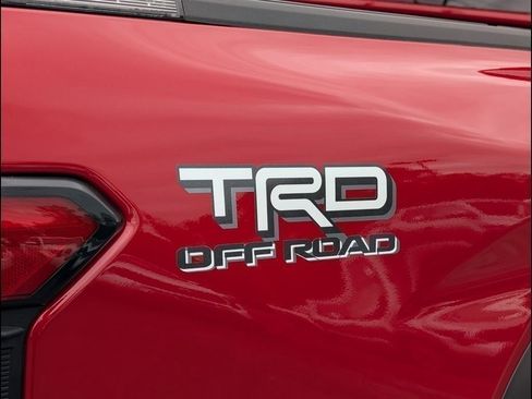 New 2025 Toyota Tacoma TRD Off-Road image 18