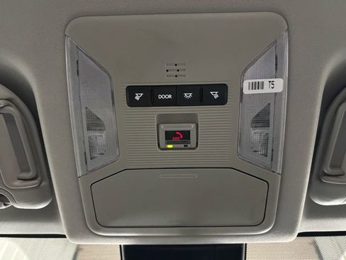 Used 2024 Toyota RAV4 XLE image 25