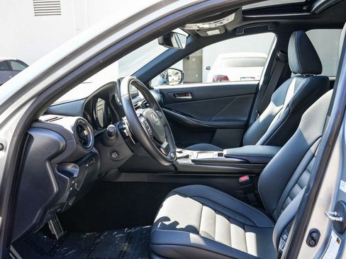 Used 2024 Lexus IS 500 RWD image 18