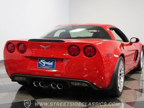 Used 2007 Chevrolet Corvette Z06 w/ Preferred Equipment Group RWD image 12