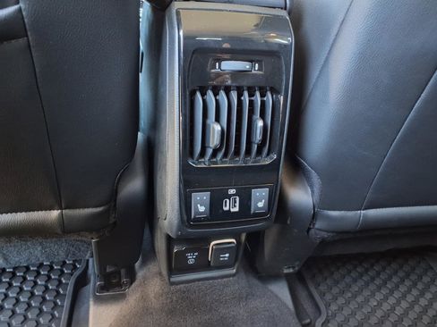 Used 2022 Jeep Compass Trailhawk w/ Trailhawk Elite Group image 24