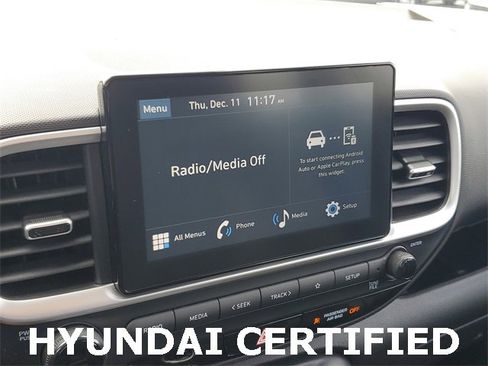 Certified 2023 Hyundai Venue SEL image 17