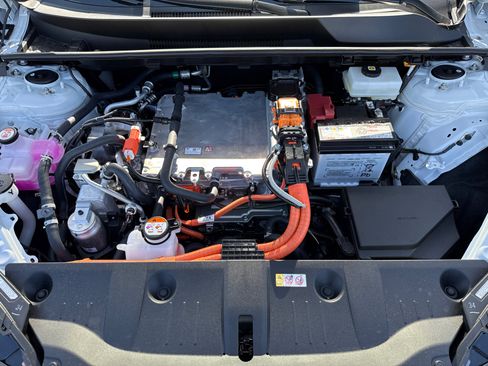 New 2026 Toyota bZ XLE Plus image 15