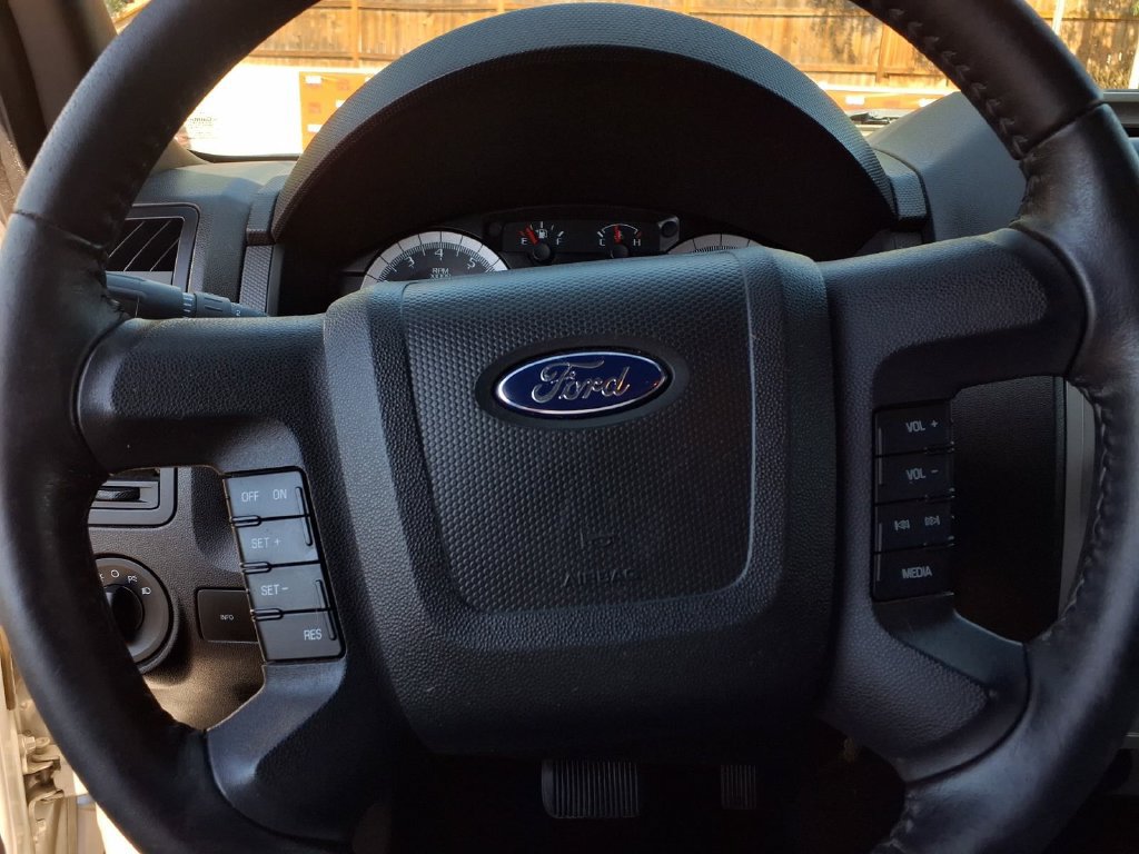 Used 2009 Ford Escape XLT FWD image 12