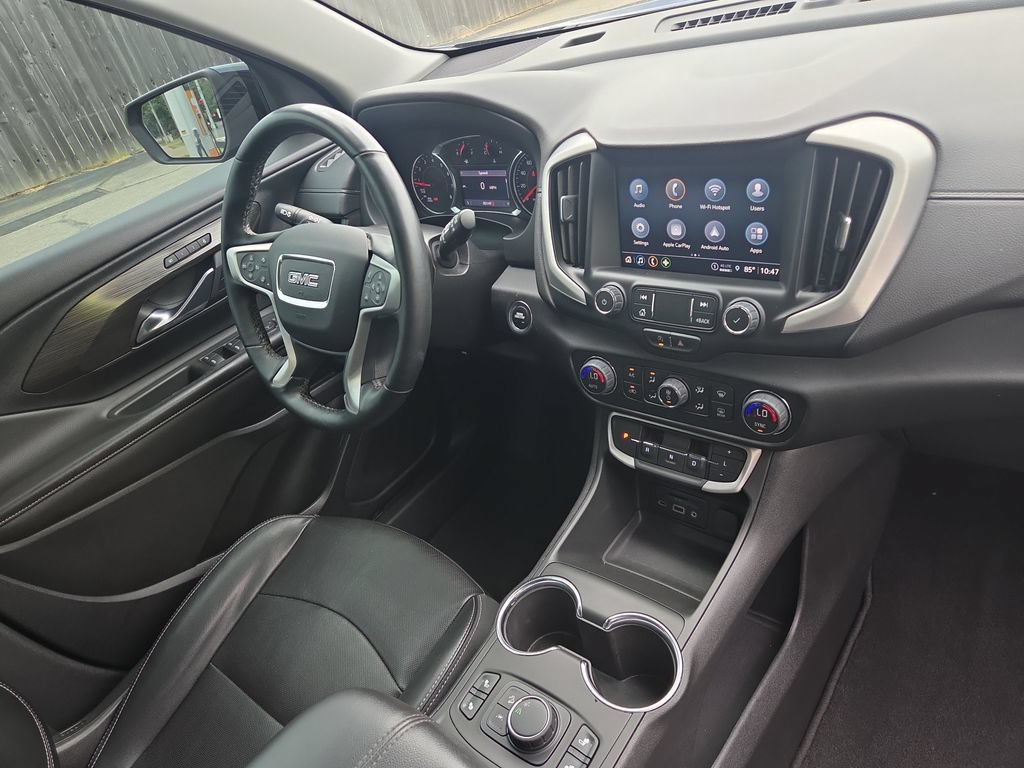 Used 2023 GMC Terrain SLT w/ Elevation Edition FWD image 18