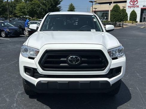 Used 2020 Toyota Tacoma SR AWD/4WD image 9