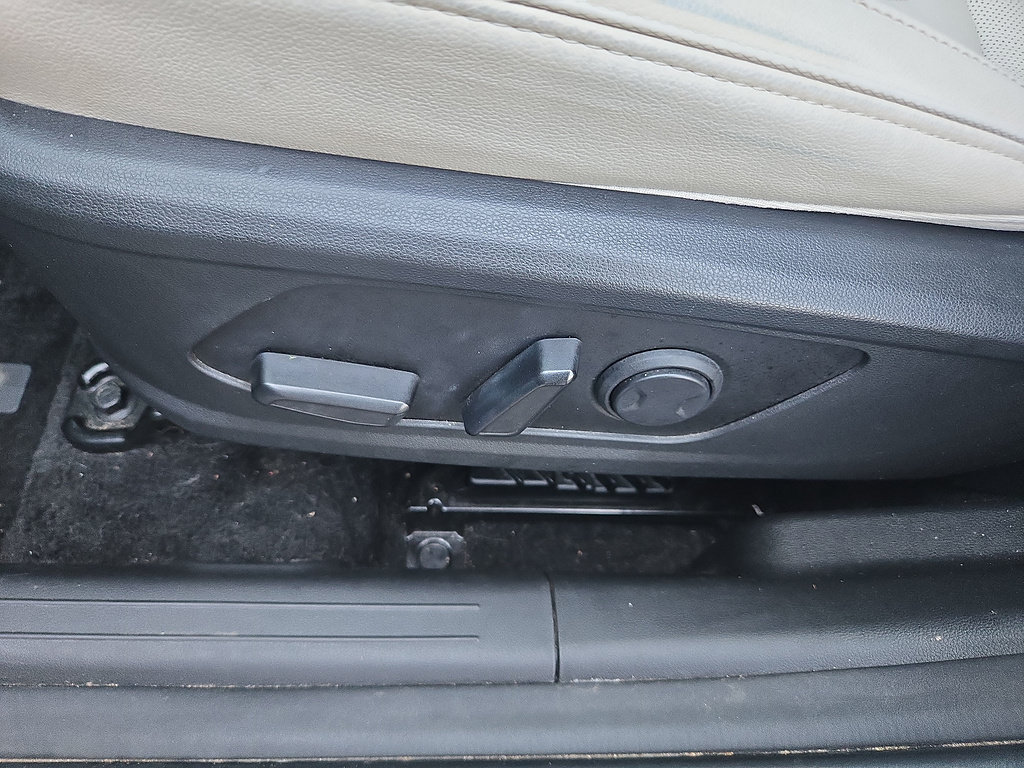 Certified 2023 Hyundai Tucson Limited w/ Cargo Package AWD/4WD image 21