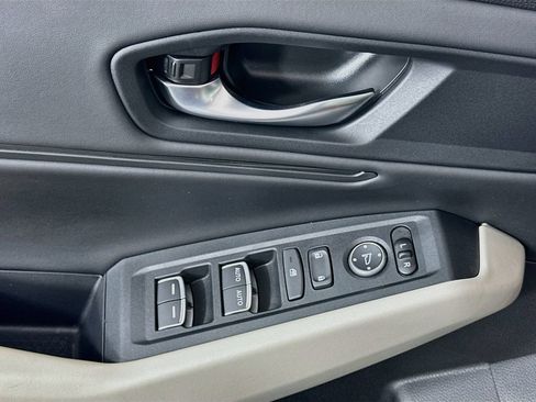 Used 2024 Honda Accord EX image 17