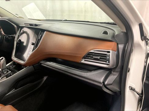 Used 2022 Subaru Outback Touring XT image 13