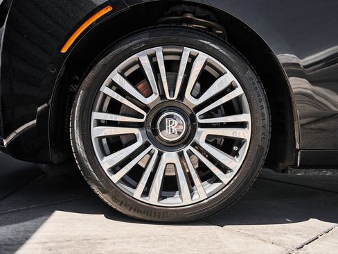 Used 2023 Rolls-Royce Ghost AWD/4WD image 3