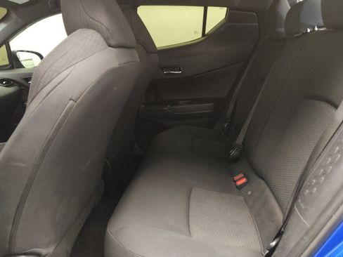 Used 2019 Toyota C-HR LE image 18