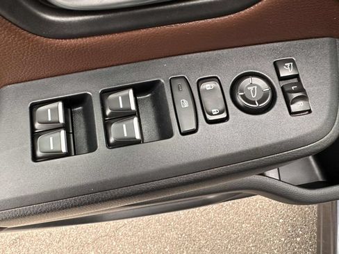 Used 2024 Honda Pilot Elite image 9