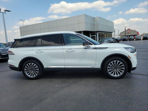 Certified 2023 Lincoln Aviator AWD w/ Premium Package image 3