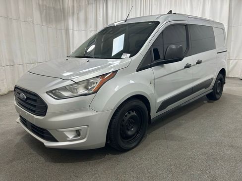 Used 2019 Ford Transit Connect XLT image 4