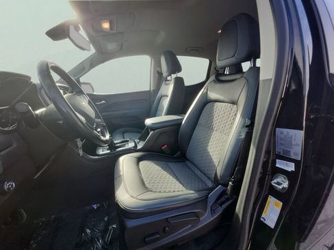 Used 2022 Chevrolet Colorado Z71 image 16