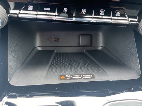 New 2026 Chevrolet Traverse LT w/ Driver Confidence Package image 23