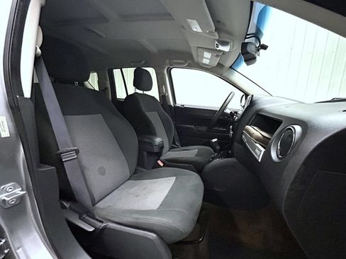 Used 2017 Jeep Compass Sport w/ Power Value Group FWD image 15