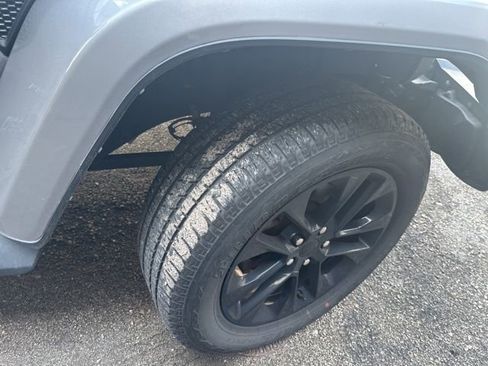 Used 2021 Jeep Wrangler Unlimited Sahara w/ Cold Weather Group image 20