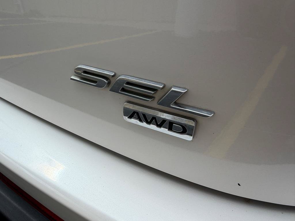 Used 2015 Ford Edge SEL w/ Equipment Group 201A AWD/4WD image 6