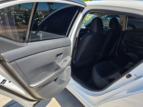 Used 2025 Nissan Sentra SV w/ All-Weather Package image 17