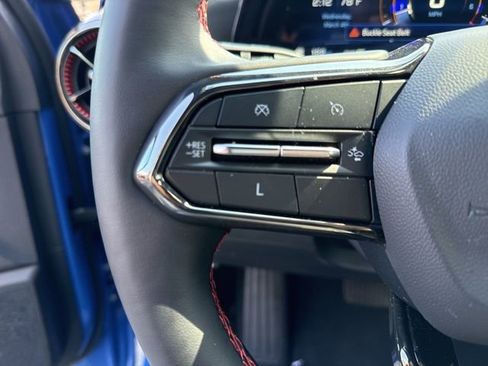 Used 2025 Chevrolet Equinox RS w/ Convenience Package III image 13