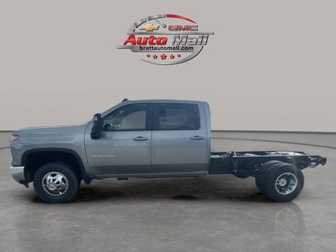 New 2025 Chevrolet Silverado 3500 LT w/ Convenience Package image 2