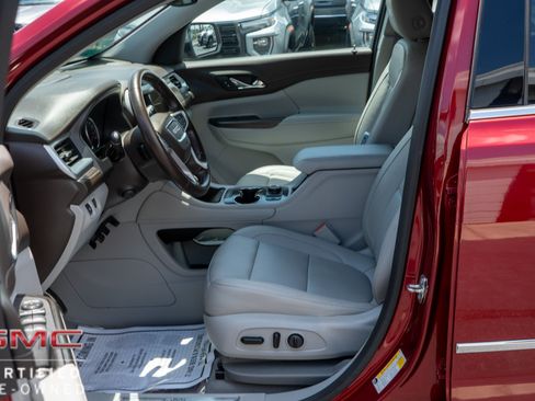 Used 2020 GMC Acadia SLT w/ Premium Package FWD image 31