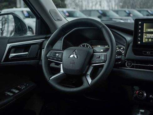 New 2026 Mitsubishi Outlander Trail Edition AWD/4WD image 20