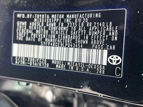 Used 2020 Toyota Corolla SE w/ SE Premium Package image 24