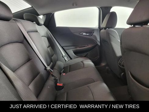 Used 2025 Chevrolet Malibu LT FWD image 17