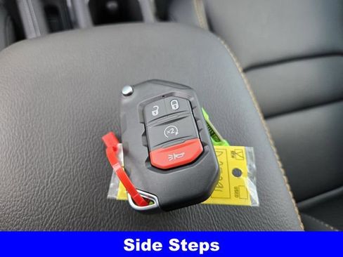 New 2025 Jeep Gladiator Sport image 24