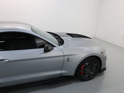Used 2020 Ford Mustang Shelby GT500 w/ Carbon Fiber Track Pack RWD image 65