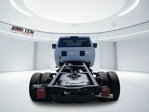 New 2026 RAM 3500 Tradesman AWD/4WD image 5