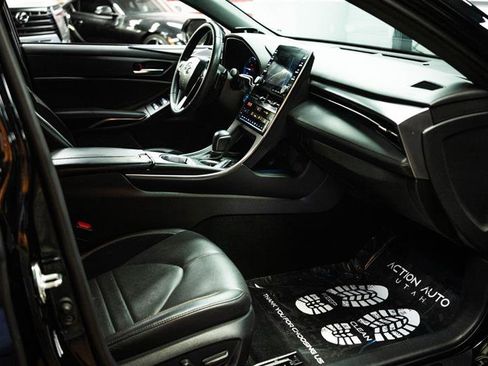 Used 2022 Toyota Avalon XSE w/ Carpet Mat Package (TMS) image 13