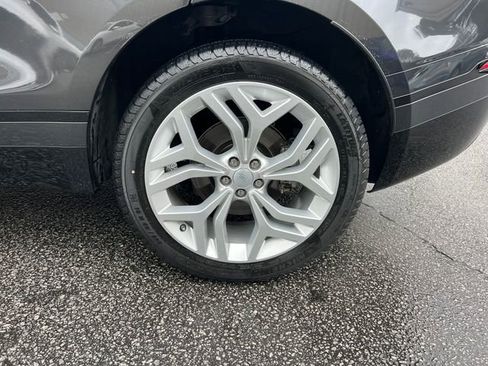 Used 2020 Land Rover Range Rover Velar R-Dynamic S image 40