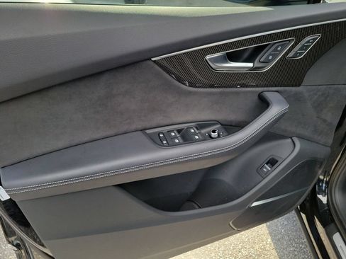 Certified 2023 Audi SQ7 Premium Plus AWD/4WD image 18