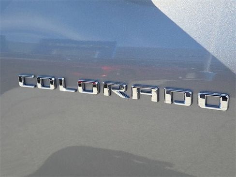New 2025 Chevrolet Colorado LT image 12