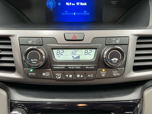 Used 2017 Honda Odyssey EX-L image 27