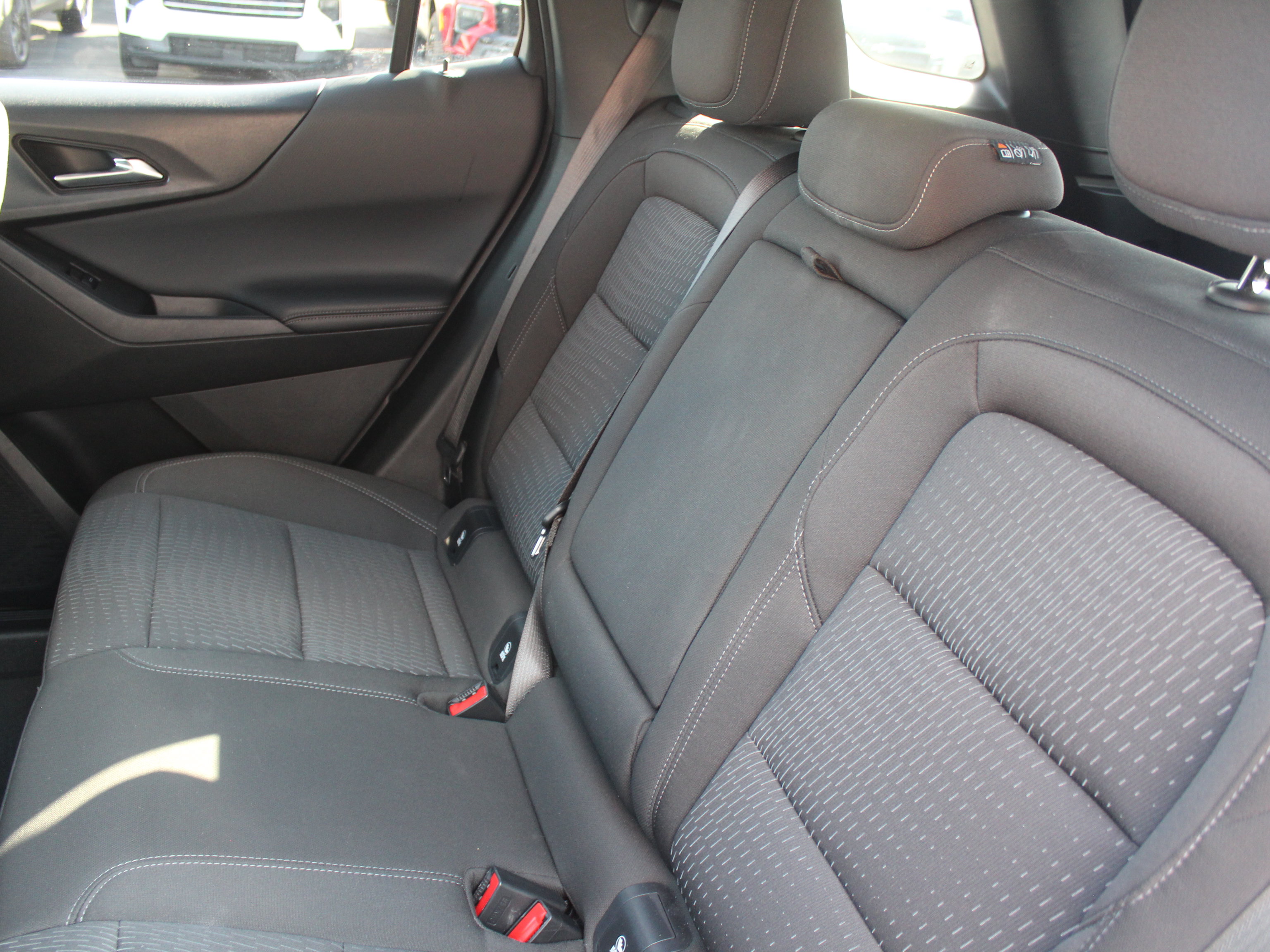 Certified 2025 Chevrolet Equinox LT FWD image 23