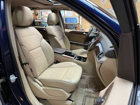 Used 2014 Mercedes-Benz ML 350 4MATIC w/ Premium 1 Package image 26