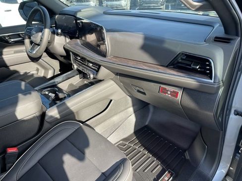 New 2025 Chevrolet Tahoe Premier image 16